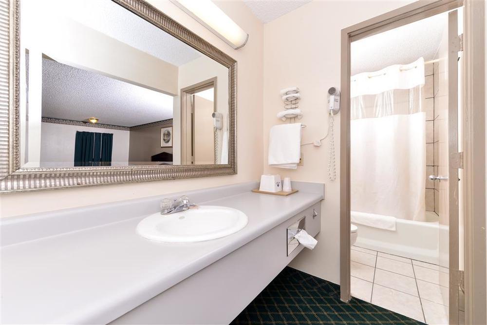 Five Star Inn Burleson Phòng bức ảnh